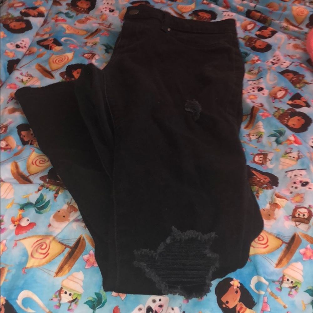 Black Ripped Jeans